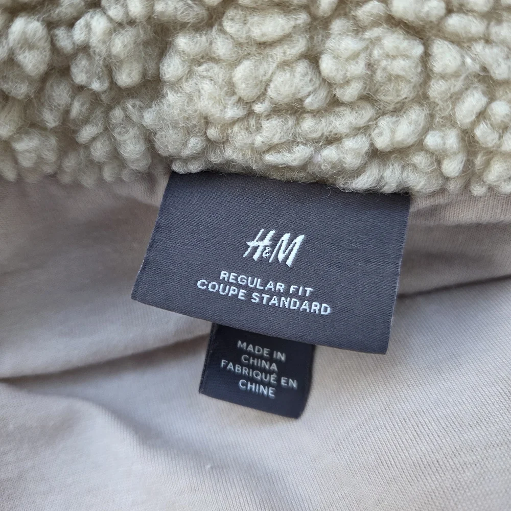 H&M stay cozy